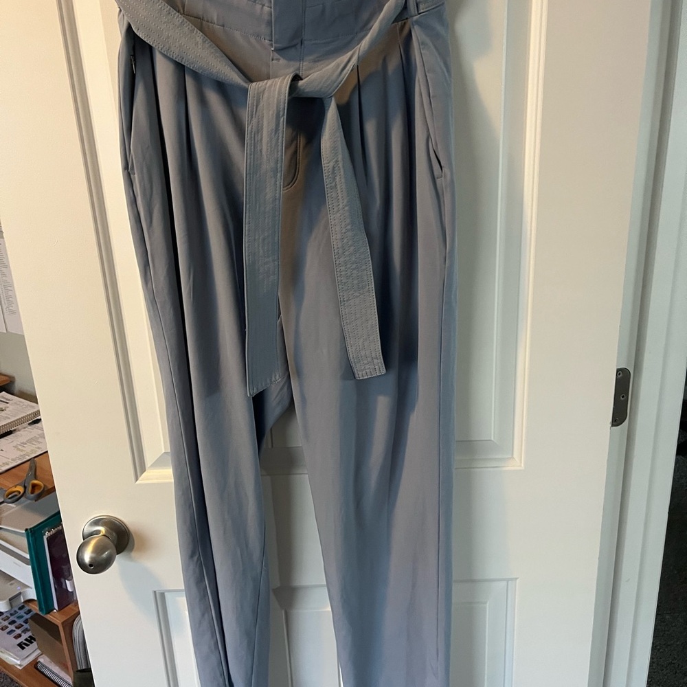 Athleta women’s  Light blue Dress paper bag Pants with Tie Belt